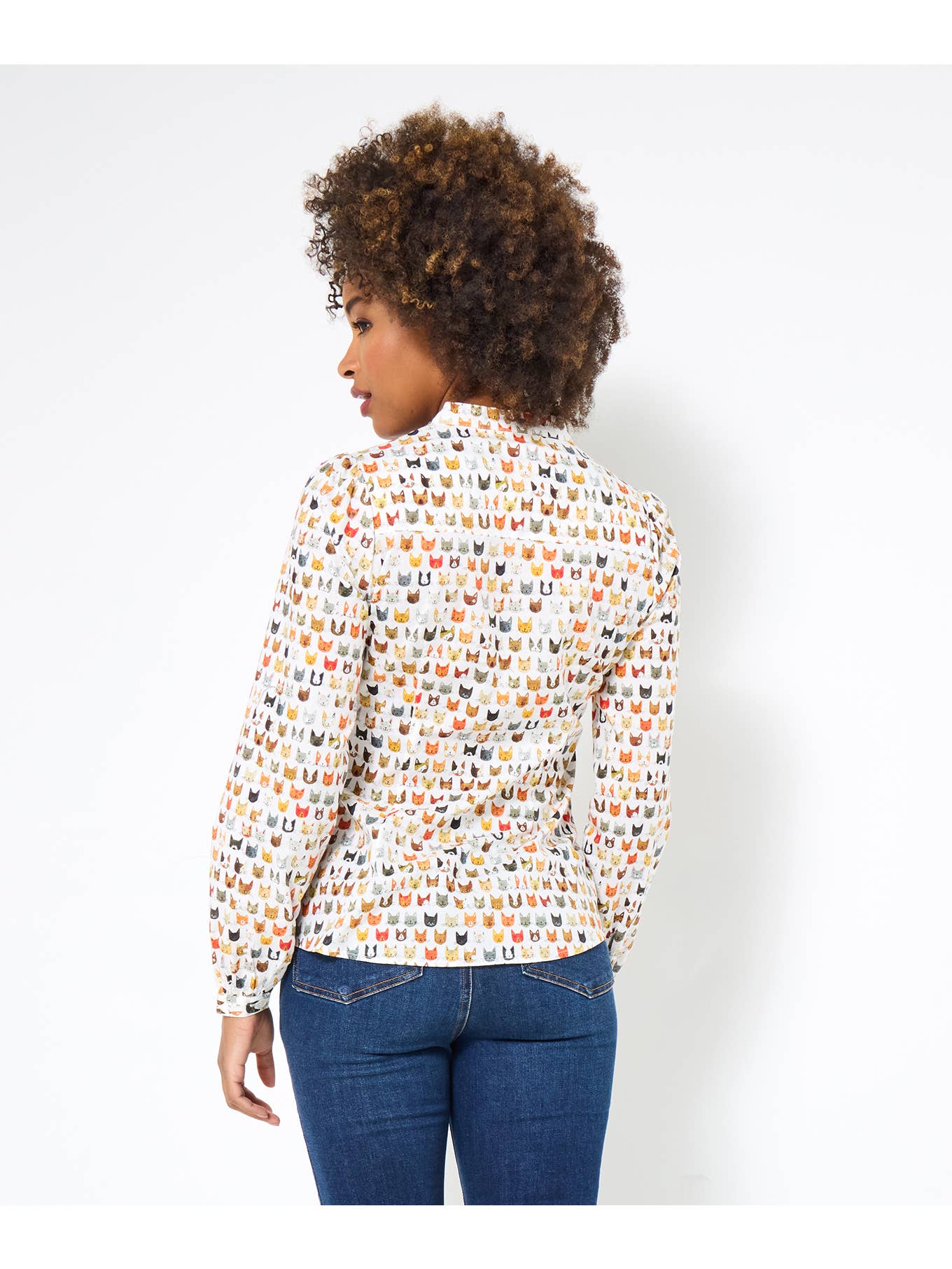 Jo browns Winter 2025 cutest cat shirt £45 plus postage
