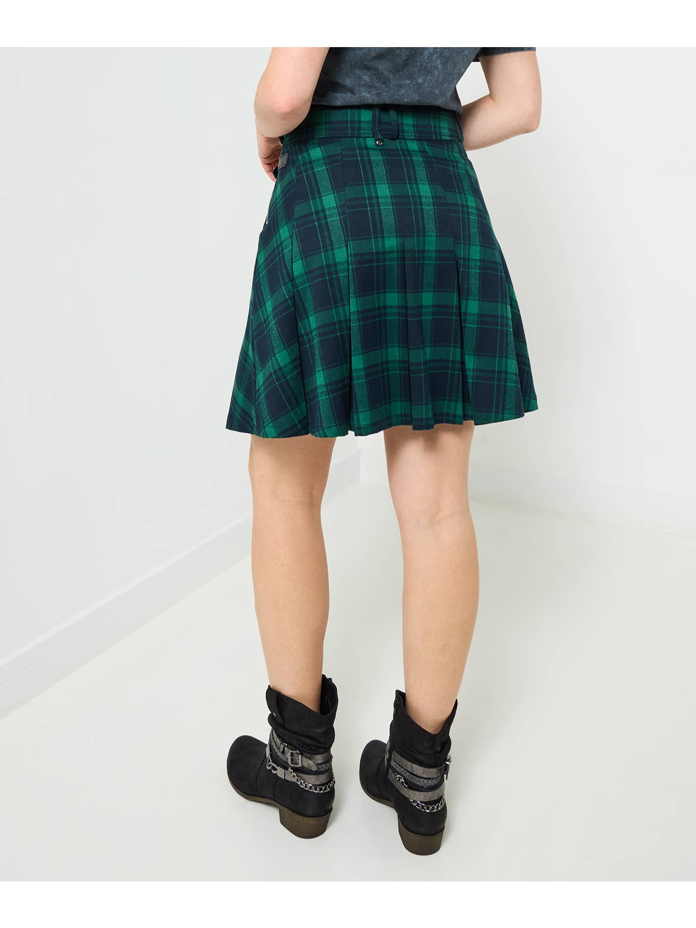 Joe browns ladies 2025 tartan winter lexie pleated mini skirt £50 plus postage sale £29.99