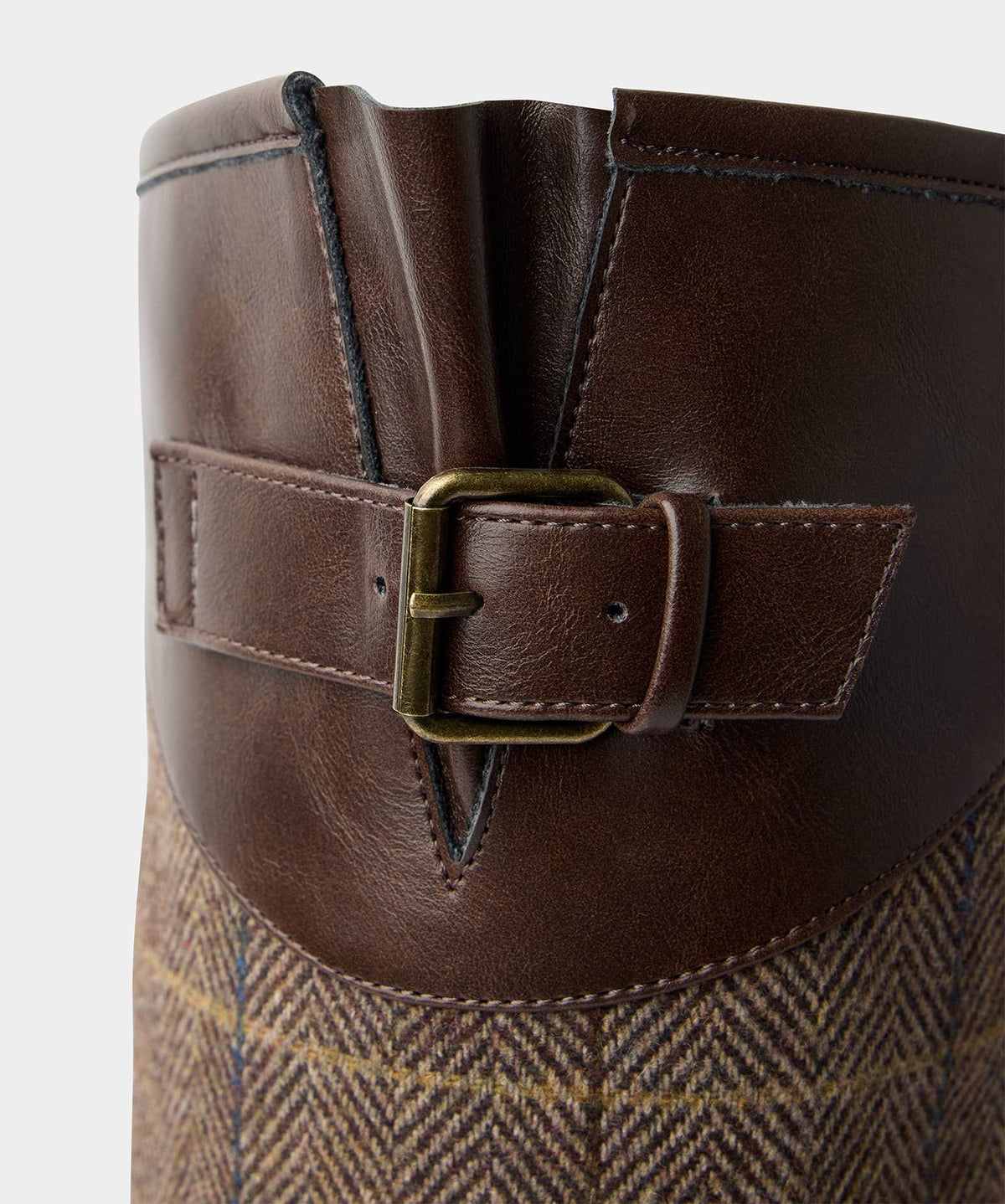 County Walks Long Boots: Brown / Upper: 95% Microfibre, 5% PU, Lining & Sock: 100% Textile, Outsole: 100% TPR, Sock: 100% PU / 7