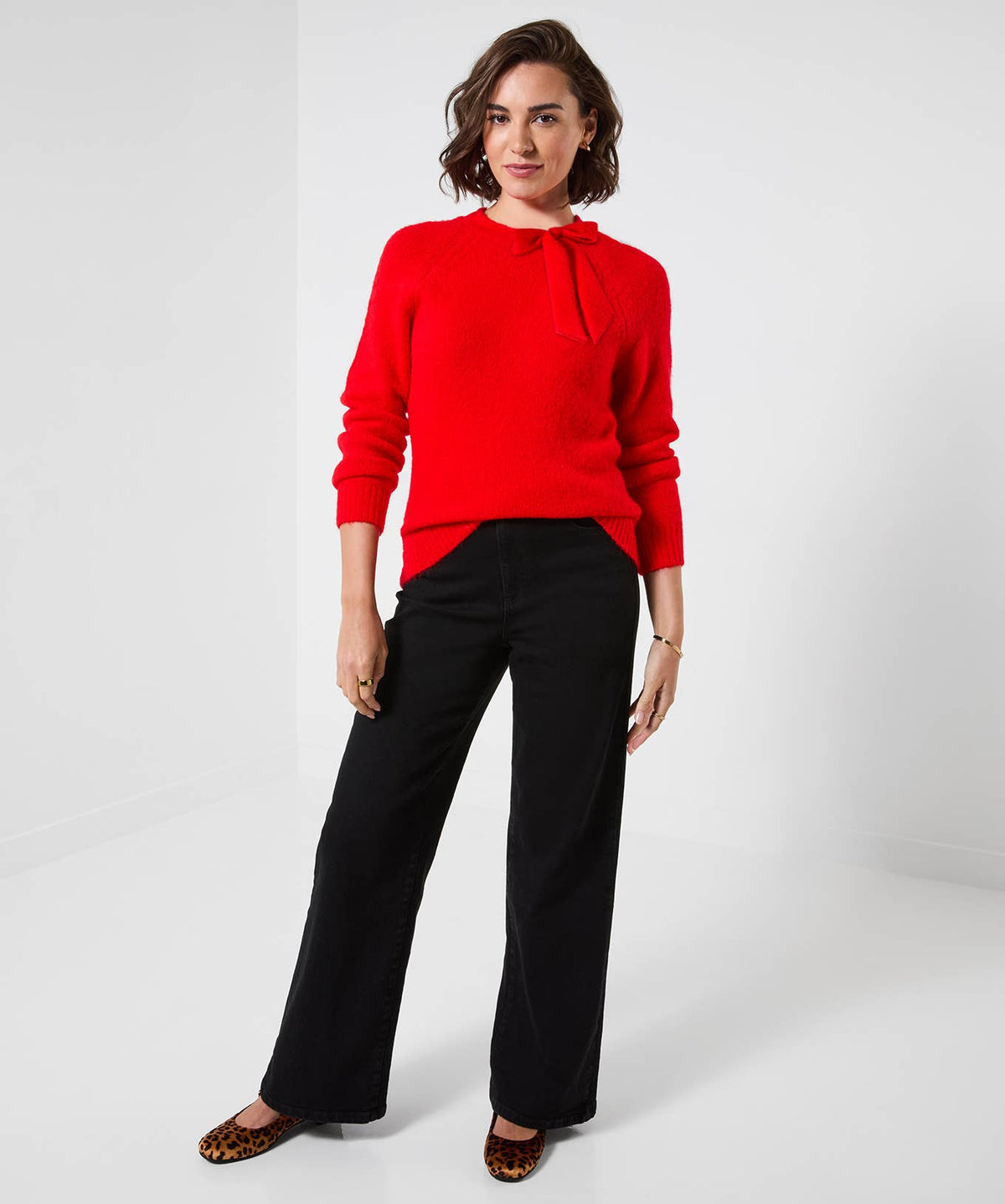 Daisy Tie Neck Jumper: Red / 63% Acrylic, 29% Polyester, 5% Wool, 3% Elastane / 14