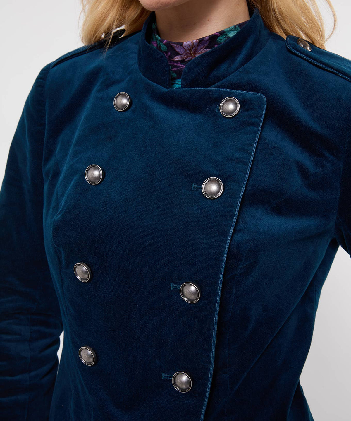Joe browns winter Majestic Moleskin Military Jacket: Teal / Shell: 98% Cotton, 2% Elastane
Lining/: 100% Polyester / 16