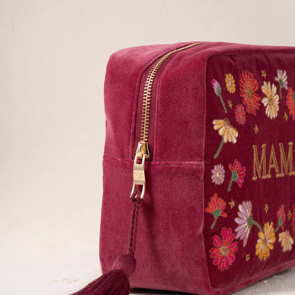 Elizabeth Scarlett floral Mama wash bag uk postage included