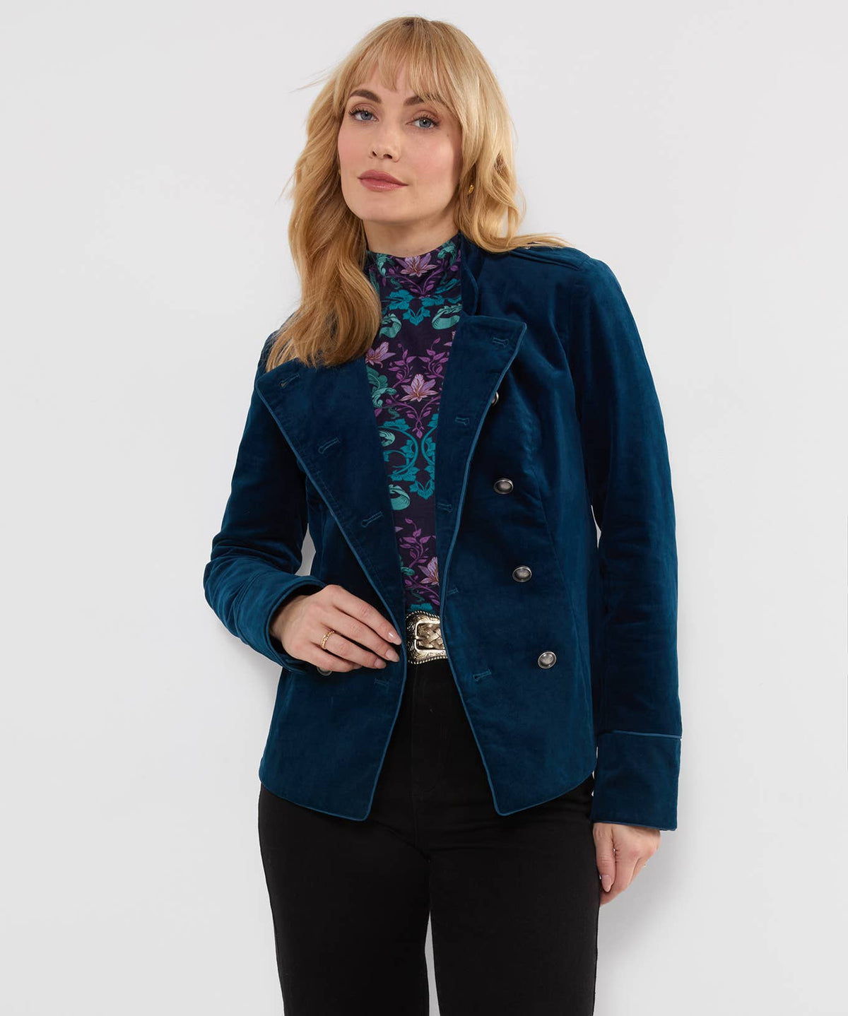 Joe browns winter Majestic Moleskin Military Jacket: Teal / Shell: 98% Cotton, 2% Elastane
Lining/: 100% Polyester / 16