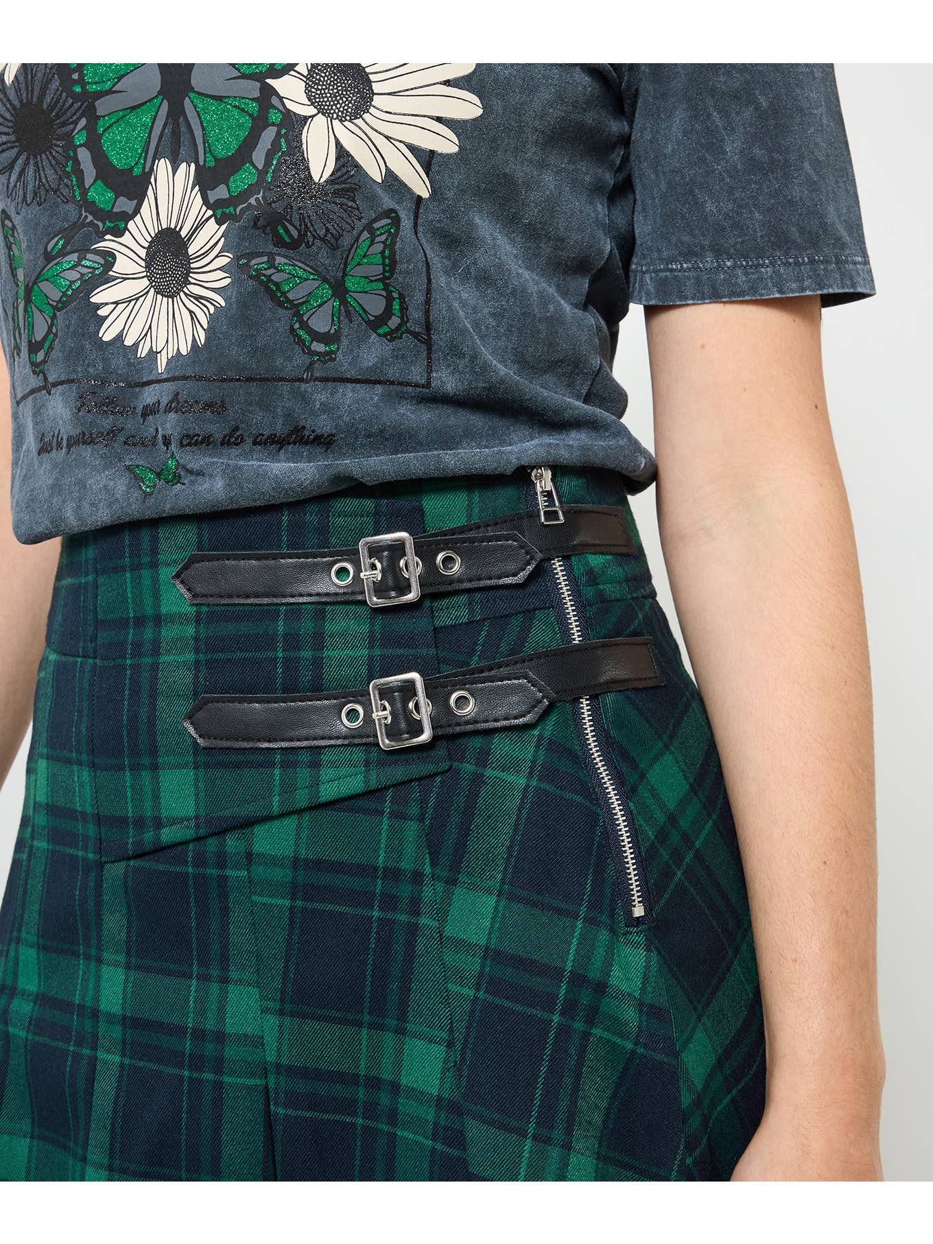 Joe browns ladies 2025 tartan winter lexie pleated mini skirt £50 plus postage sale £29.99